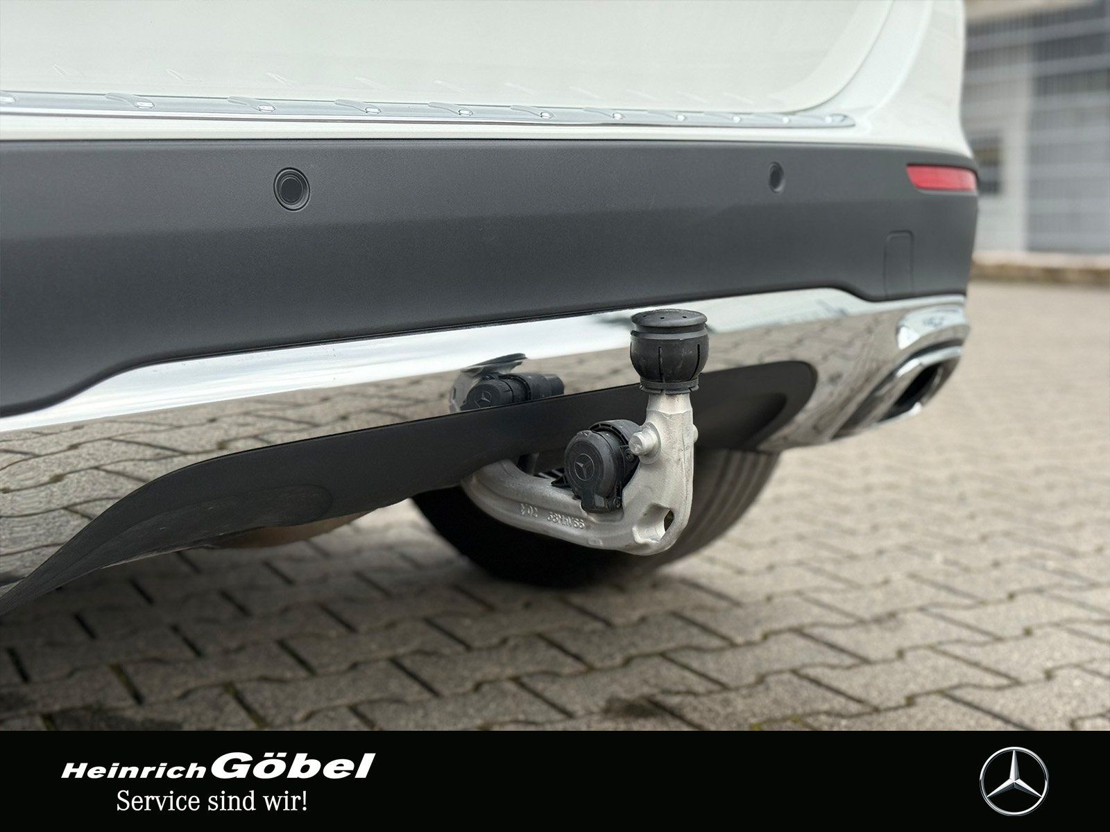 Fahrzeugabbildung Mercedes-Benz GLA 220 d 4M PROGRESSIVE*PANO*AHK*MEMORY*KAMERA