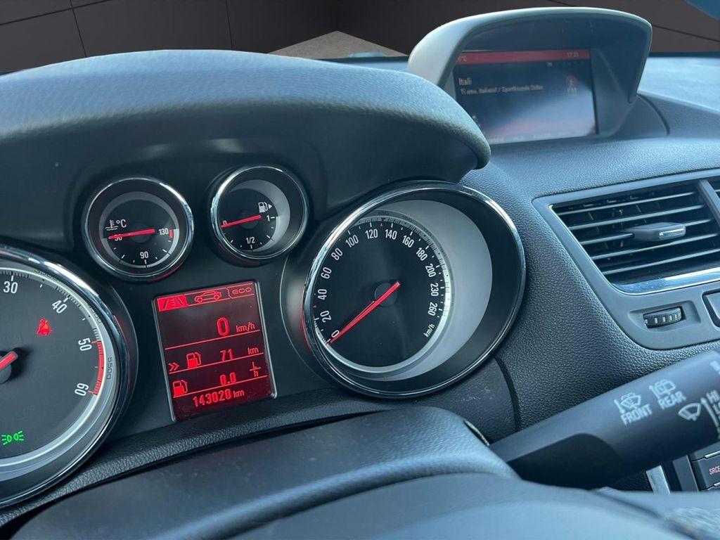 OPEL Mokka Edition ecoFlex KLIMA,ESP,GRA,PDC,NAVI OPEL Mokka Edition ecoFlex KLIMA,ESP,GRA,PDC,NAVI