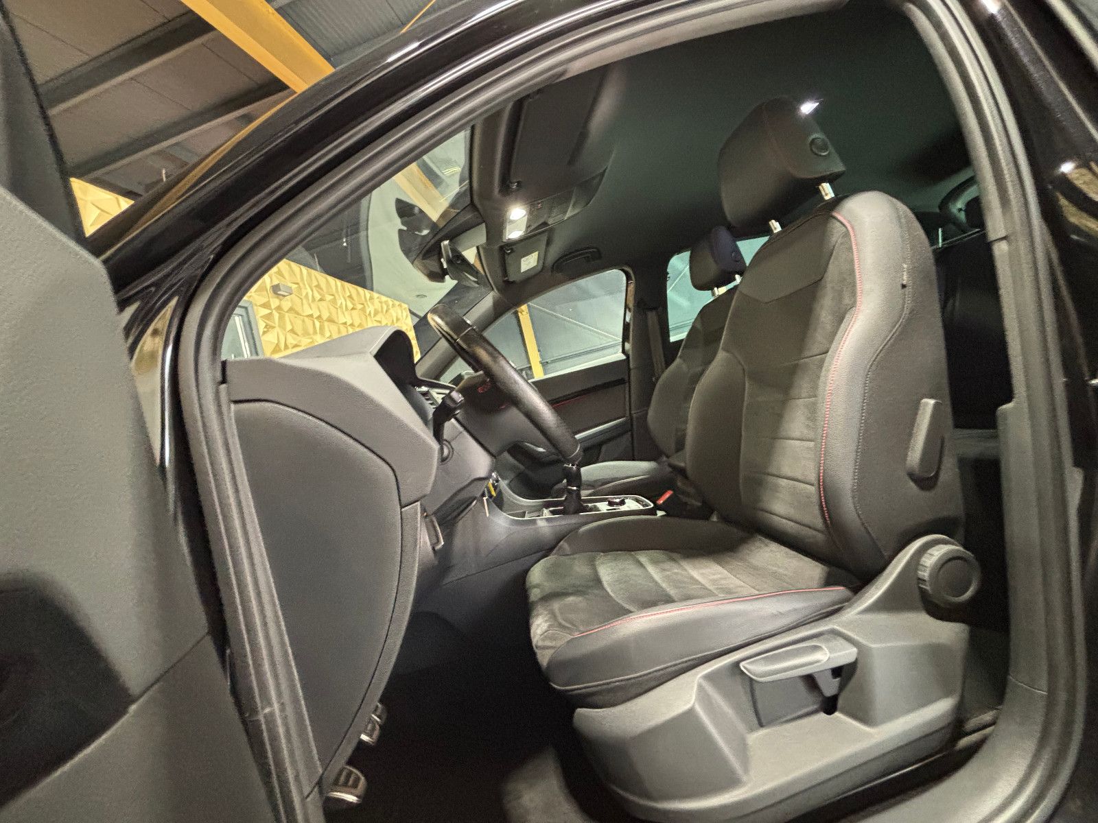 Fahrzeugabbildung SEAT Ateca FR'/LED/NAVI/KAMERA/ALCANTARA/ASSIST