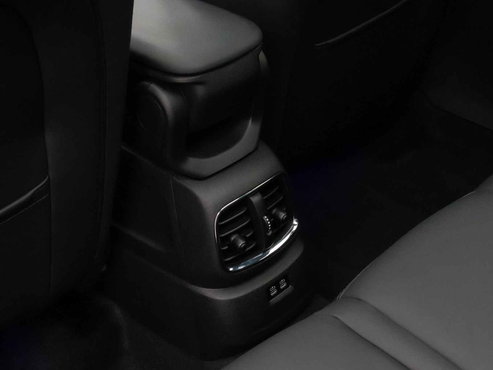 Fahrzeugabbildung MINI Countryman SE (Cooper) ALL4 Panorama Kamera HUD