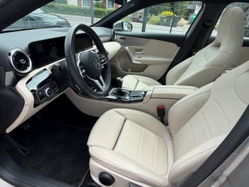 Mercedes A 200 - 12