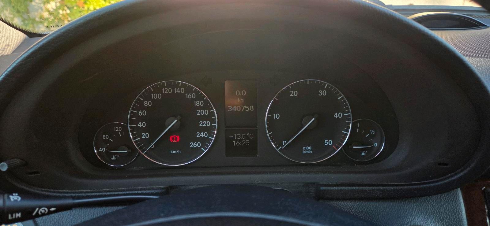 Mercedes-Benz C200 2006 — photo 7
