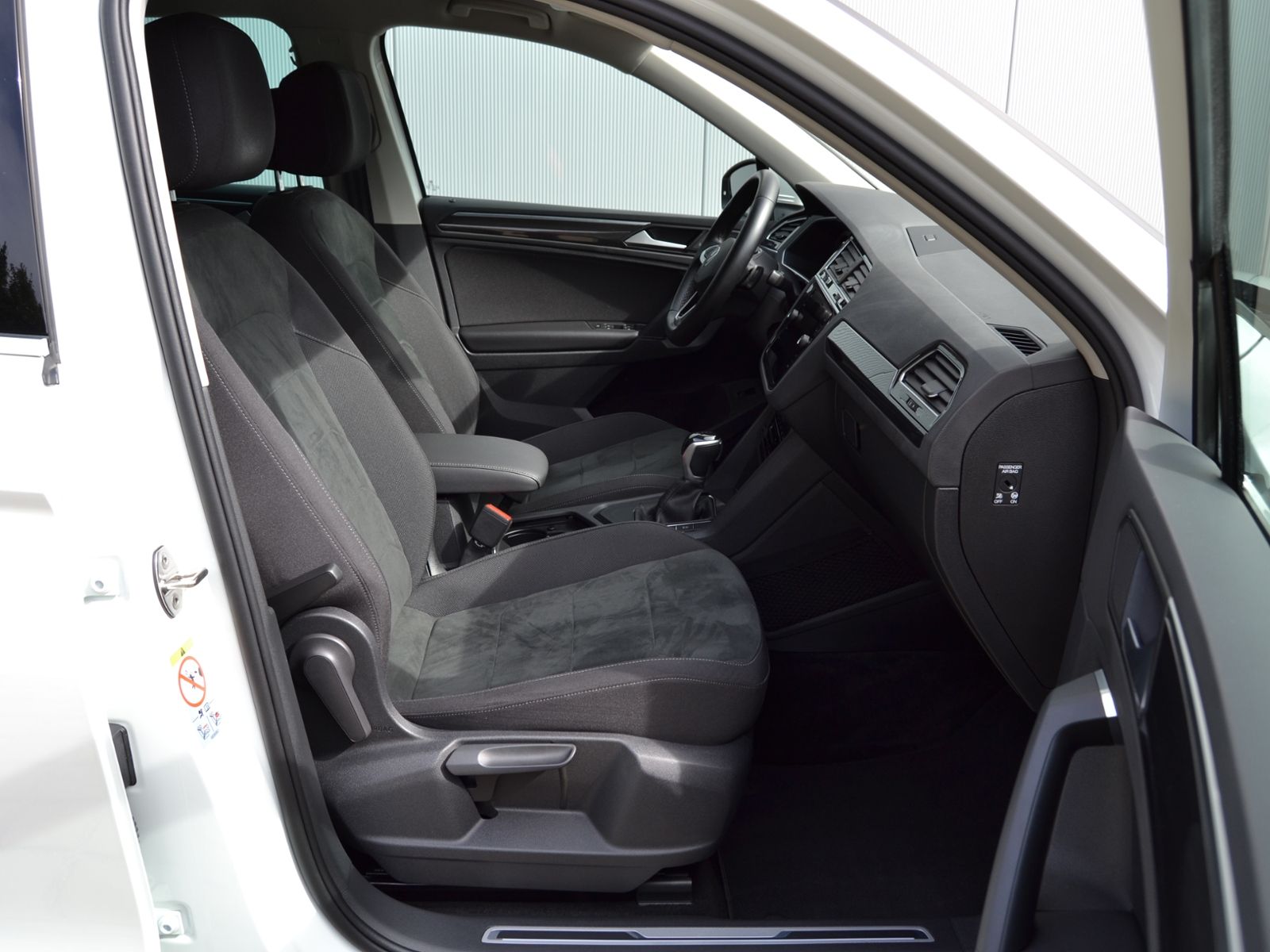 Tiguan 1.5 TSI 150 PS DSG Elegance AHK/SPORT-PAK