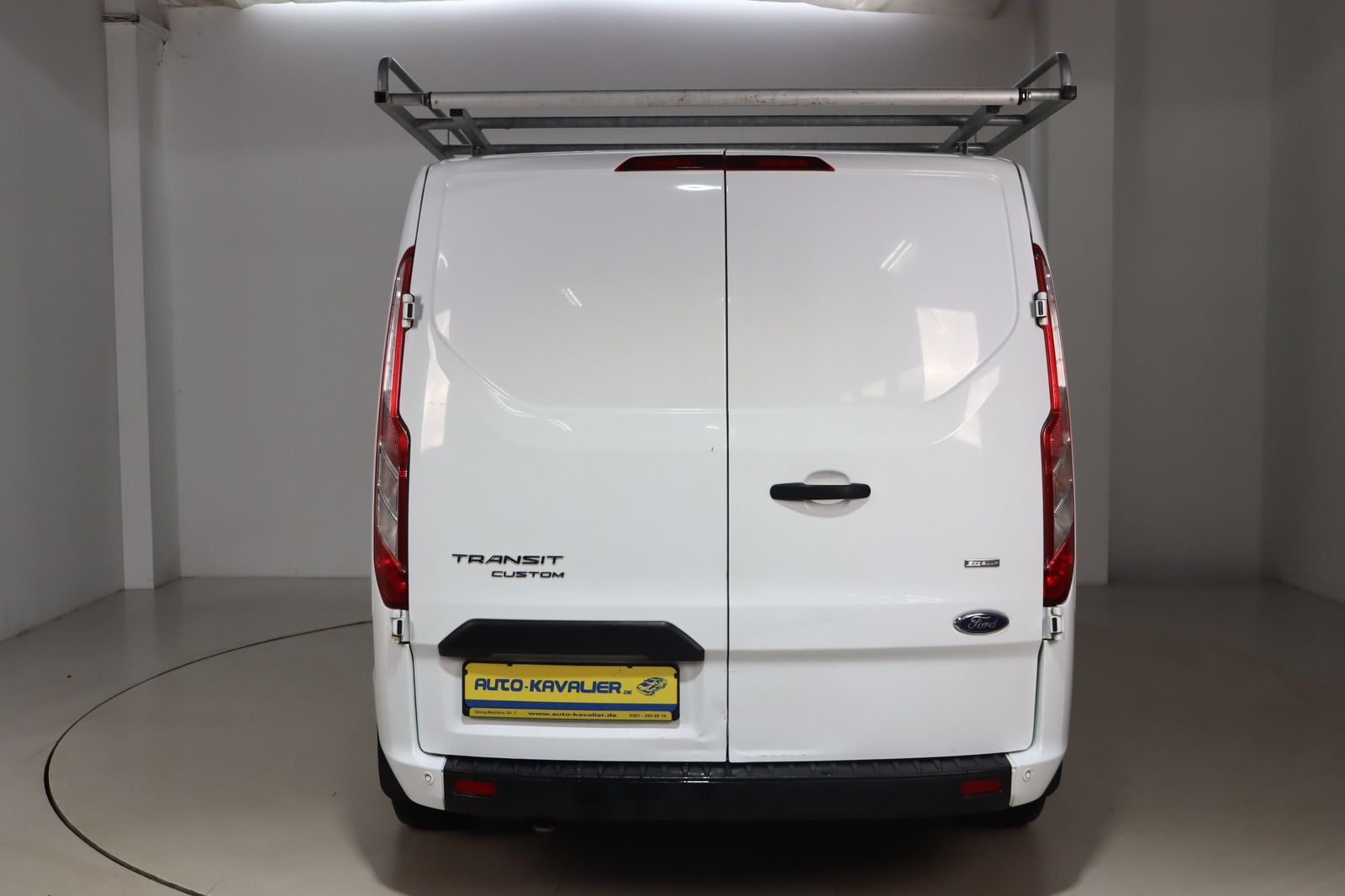 Fahrzeugabbildung Ford Transit Custom Kasten 280 L1H1 LKW Trend