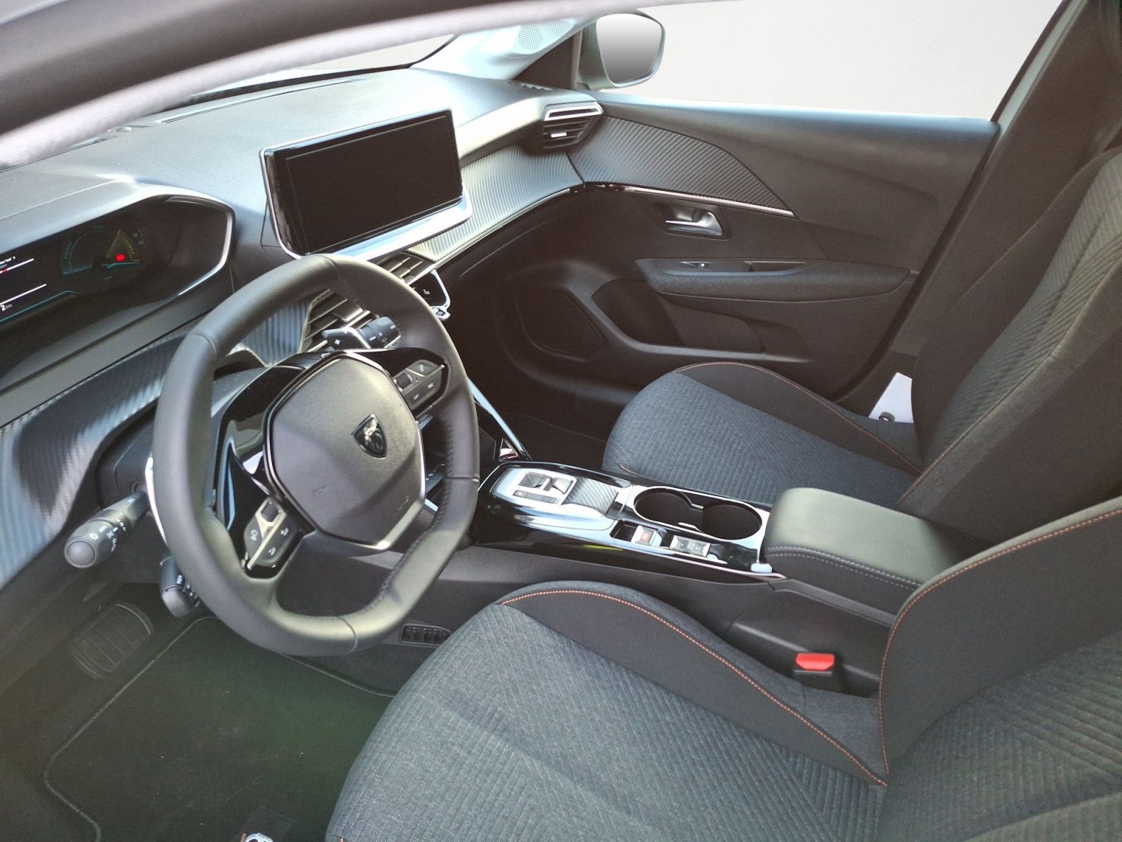 Peugeot 208 - Bild 8