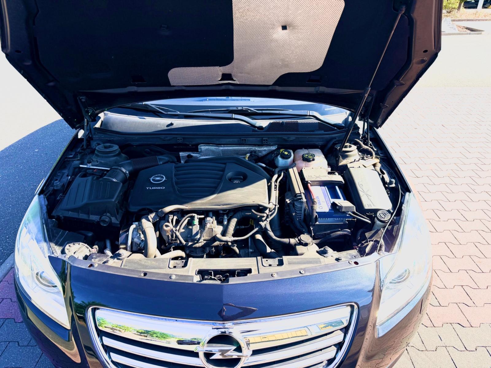 Opel Insignia 2012 — photo 6