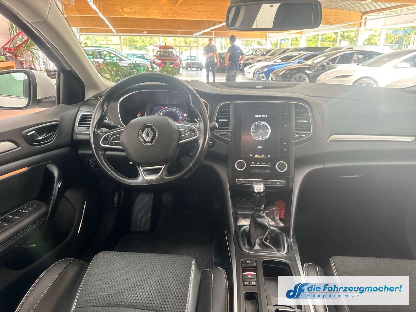 Fahrzeugabbildung Renault Megane IV Grandtour BOSE-Edition 1.2 TCe 130 Ene