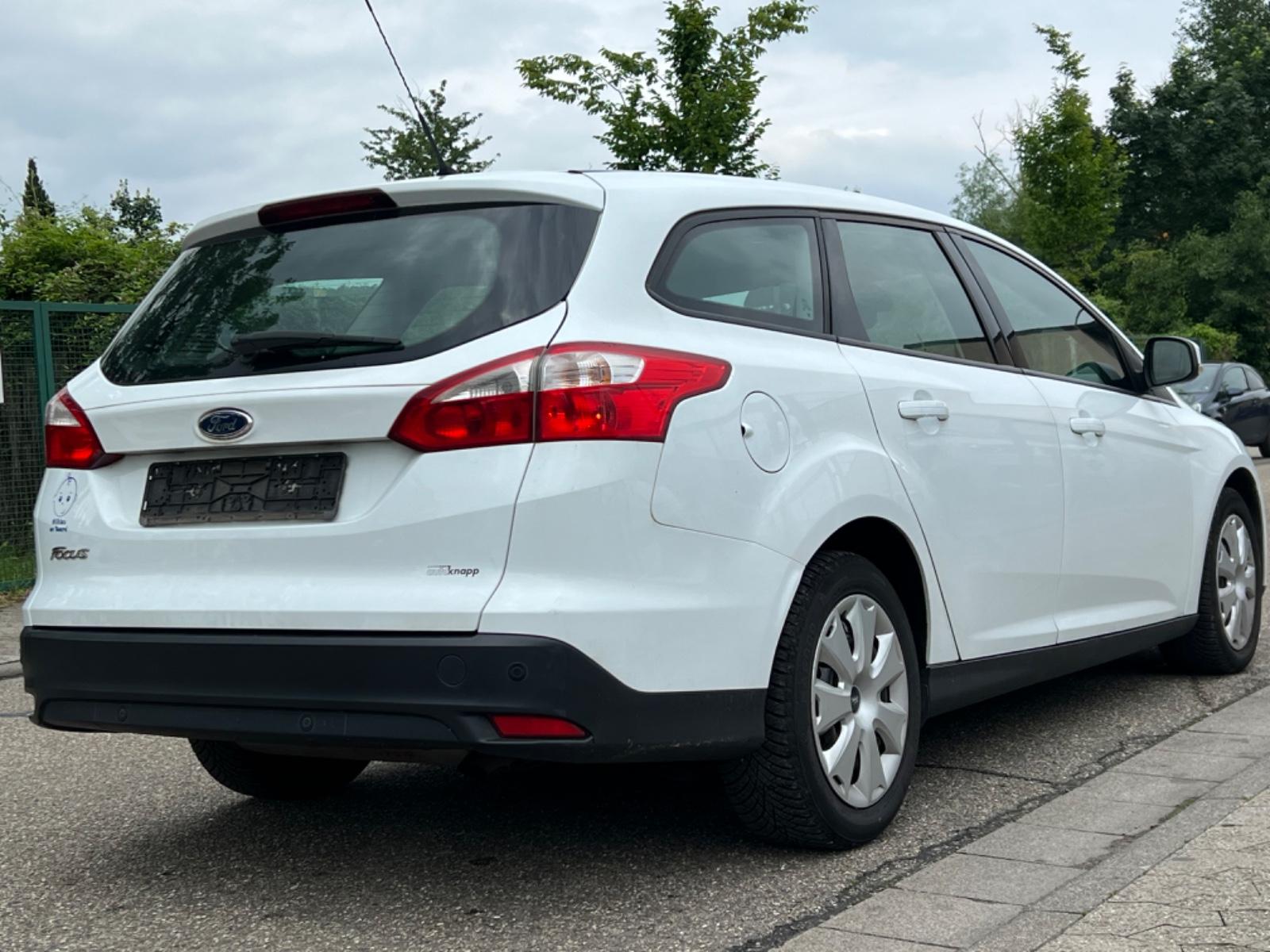 Ford Focus 2013 — photo 7