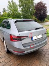 Skoda Superb 1.4 TSI iV DSG STYLE COMBI SORGLOSPAKET - Skoda Superb Style mit Hybrid-Antrieb (Benzin/Elektro)