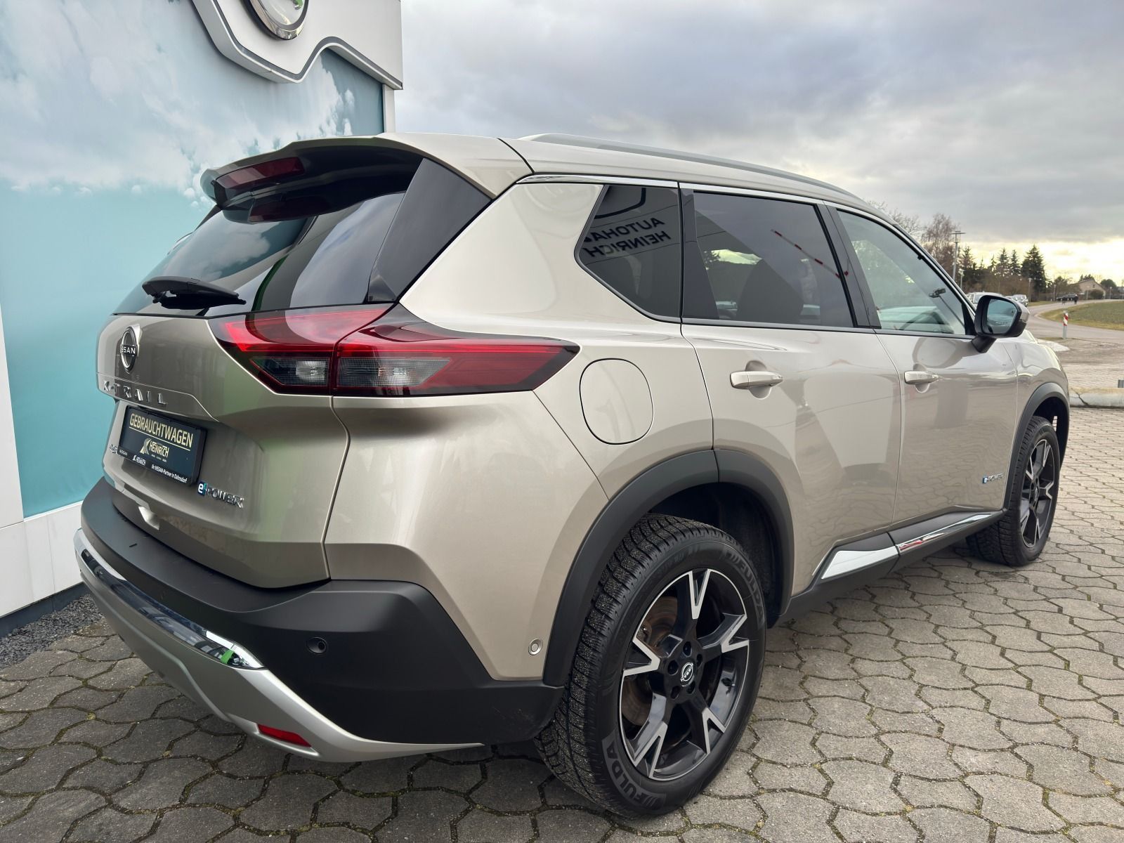 Fahrzeugabbildung Nissan X-Trail 1.5 VC-T e-Power Tekna+ e-4ORCE