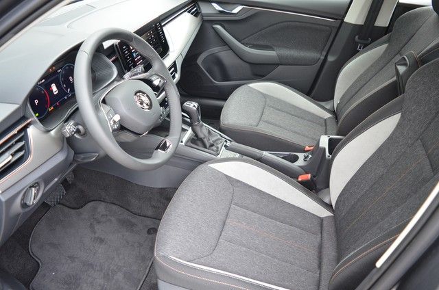 Fahrzeugabbildung SKODA Kamiq Style TSI DSG LED Navi virtual cockpit
