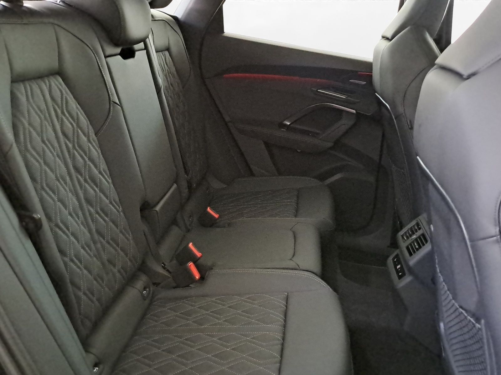 Audi SQ5 - Bild 21
