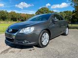 Volkswagen Eos 1.4 TSI Panorama Leder SHZ - Volkswagen Eos aus 2010: Cabrio