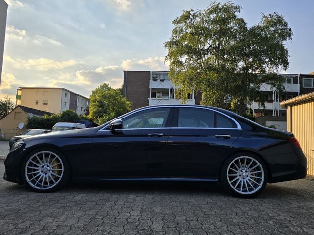 Mercedes-Benz Mercedes Benz E220d AMG line 360 Burmeste...