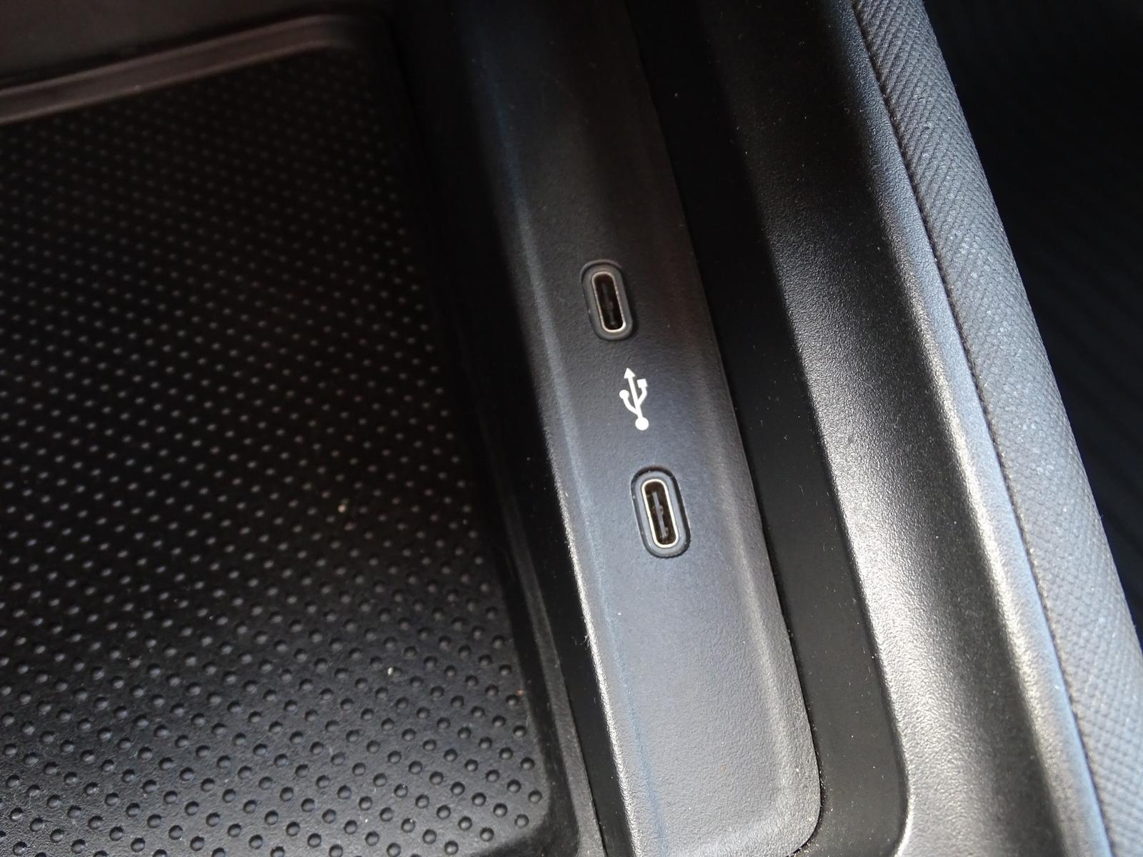 Skoda Scala 1.0 TSI LED Sitzheizung Klima PDC