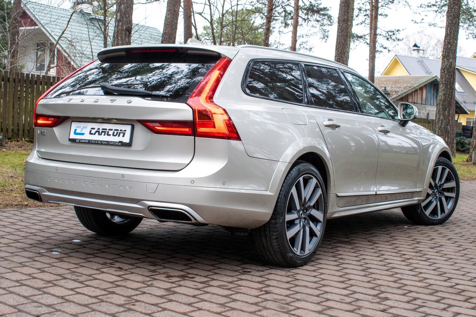 Volvo V90 Cross Country PRO Xenum Luft Massage STNDHZ