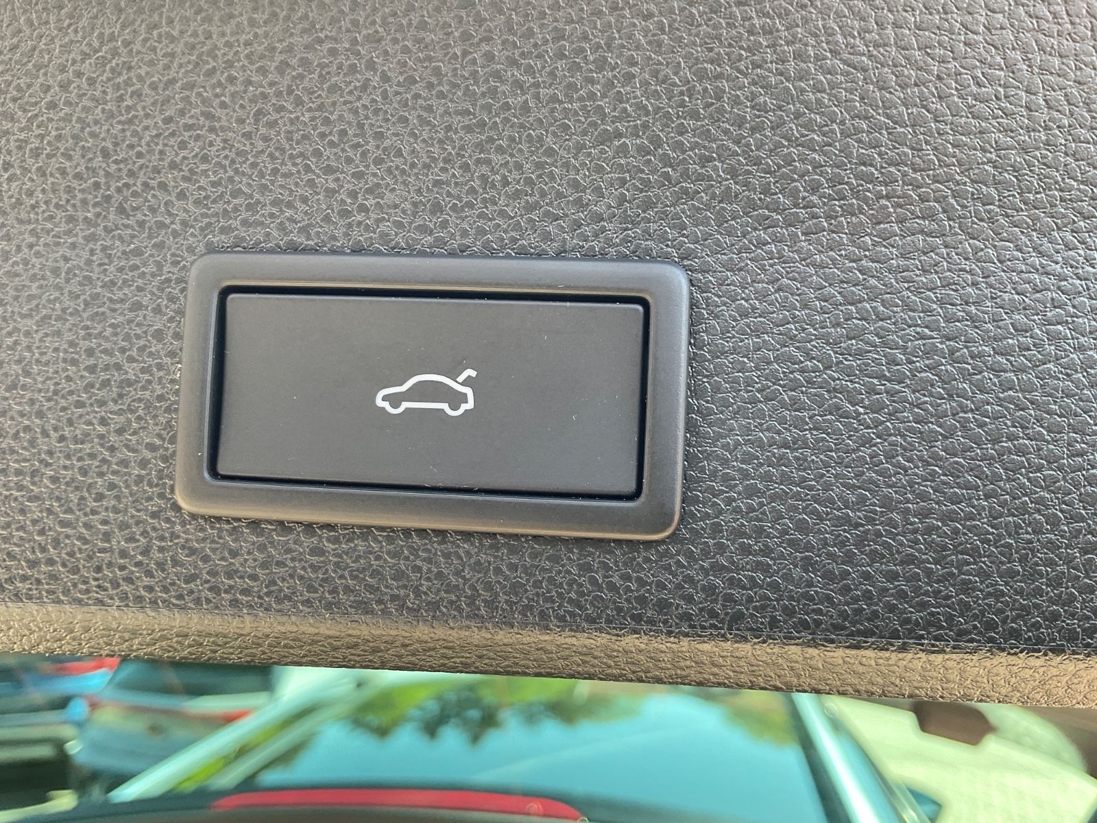 Fahrzeugabbildung SEAT Ateca 1.5 TSI Xperience DSG,Kamera,Navi,LED