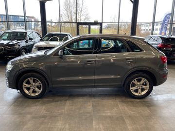 Audi Q3 sport quattro *NAVI*KAMERA*AHK*BI-XENON*