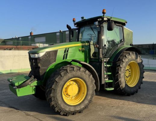 John Deere 7200 R