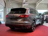 Volkswagen Touareg 3.0 V6 TDI 4Motion R-Line *LED*Navi* - VW Touareg Gebrauchtwagen in Oldenburg