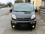 Opel vivaro 2.5 tüv neu  017613969181 - gebrauchte Opel Vivaro aus dem Jahr 2004