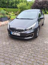 Kia cee'd / Ceed 1.4 CVVT Dream-Team Edition6 Dr... - Kia: Cee D Cvvt
