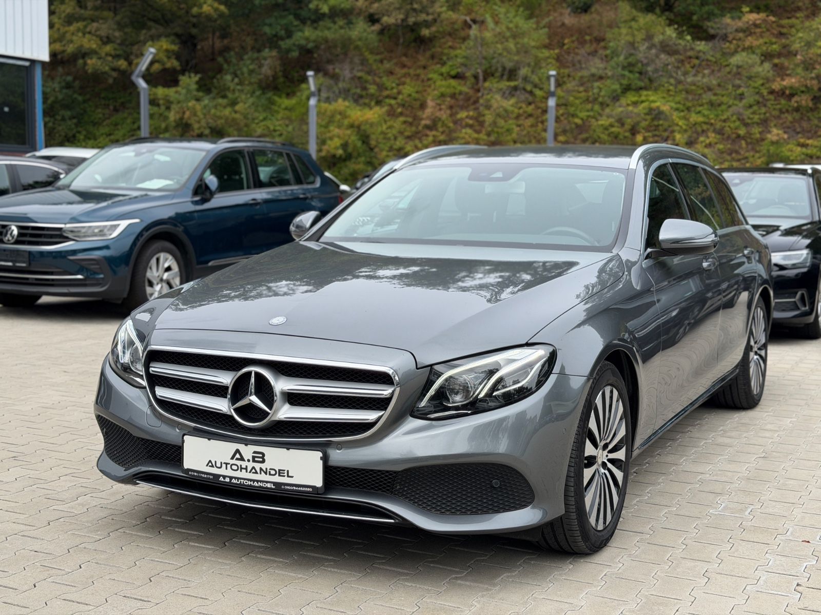 Mercedes-Benz E 220 E T-Modell E 220 d Avantgarde