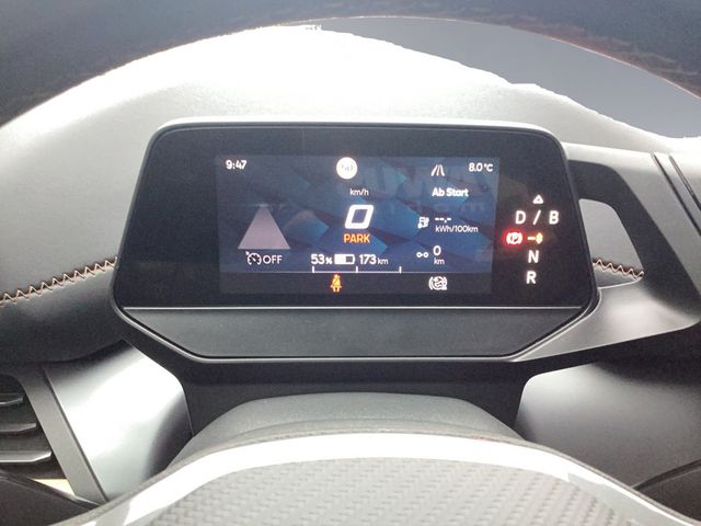 Born 58kWh