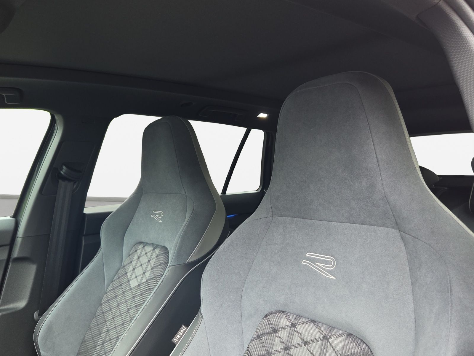 Volkswagen Golf - Bild 13