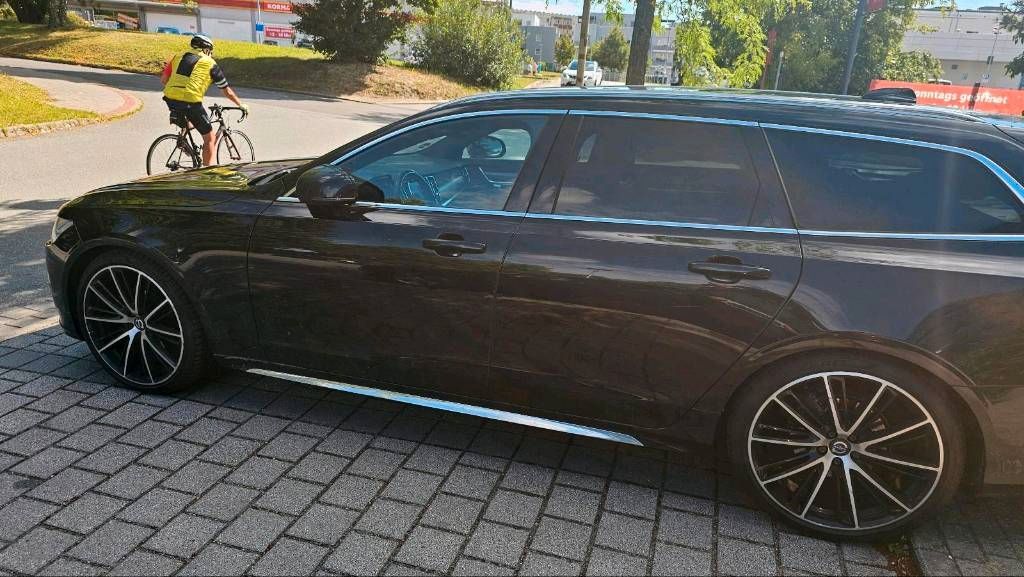 Image of Volvo V90