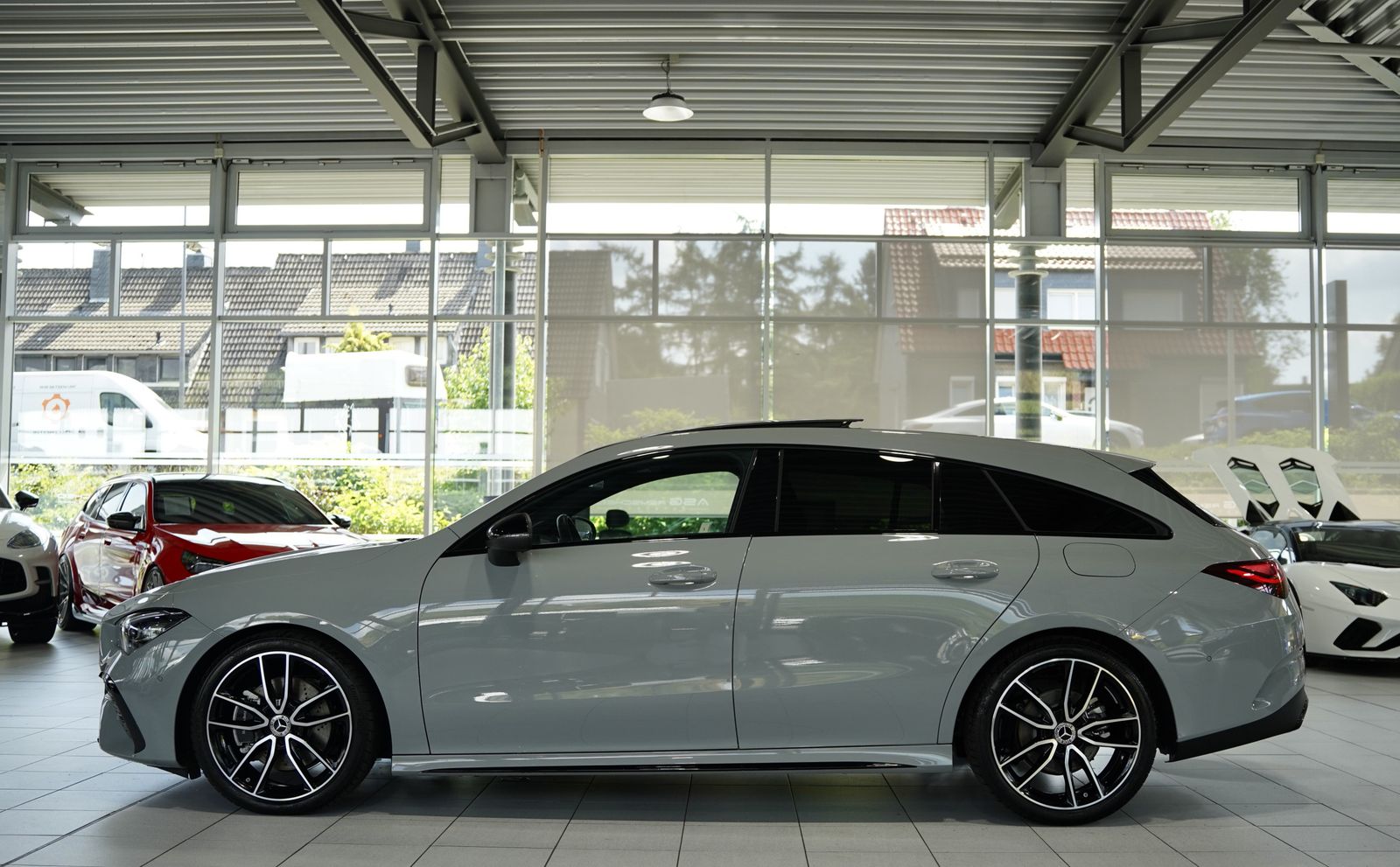 Mercedes-Benz CLA 200 Shooting Brake d AMG Line 1H Pano Memo foto 10