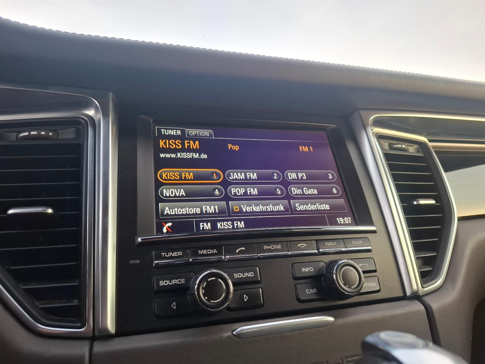 Porsche Macan S 3.0 V6 258ch - 1 ère main - Toit ouvrant - Camera - Carnet entretien - Hayon éléctrique - Led