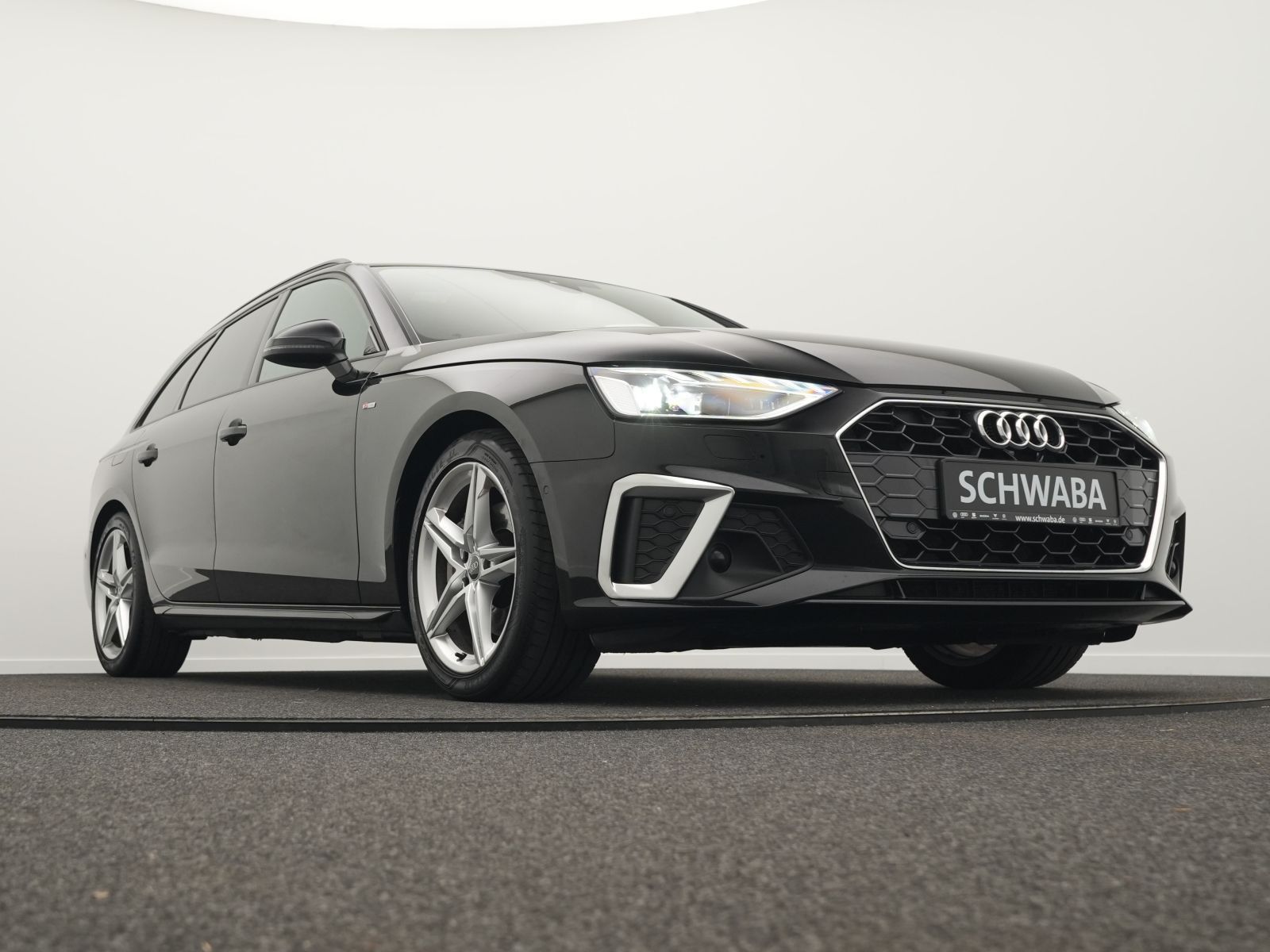 Audi A4 - Bild 24