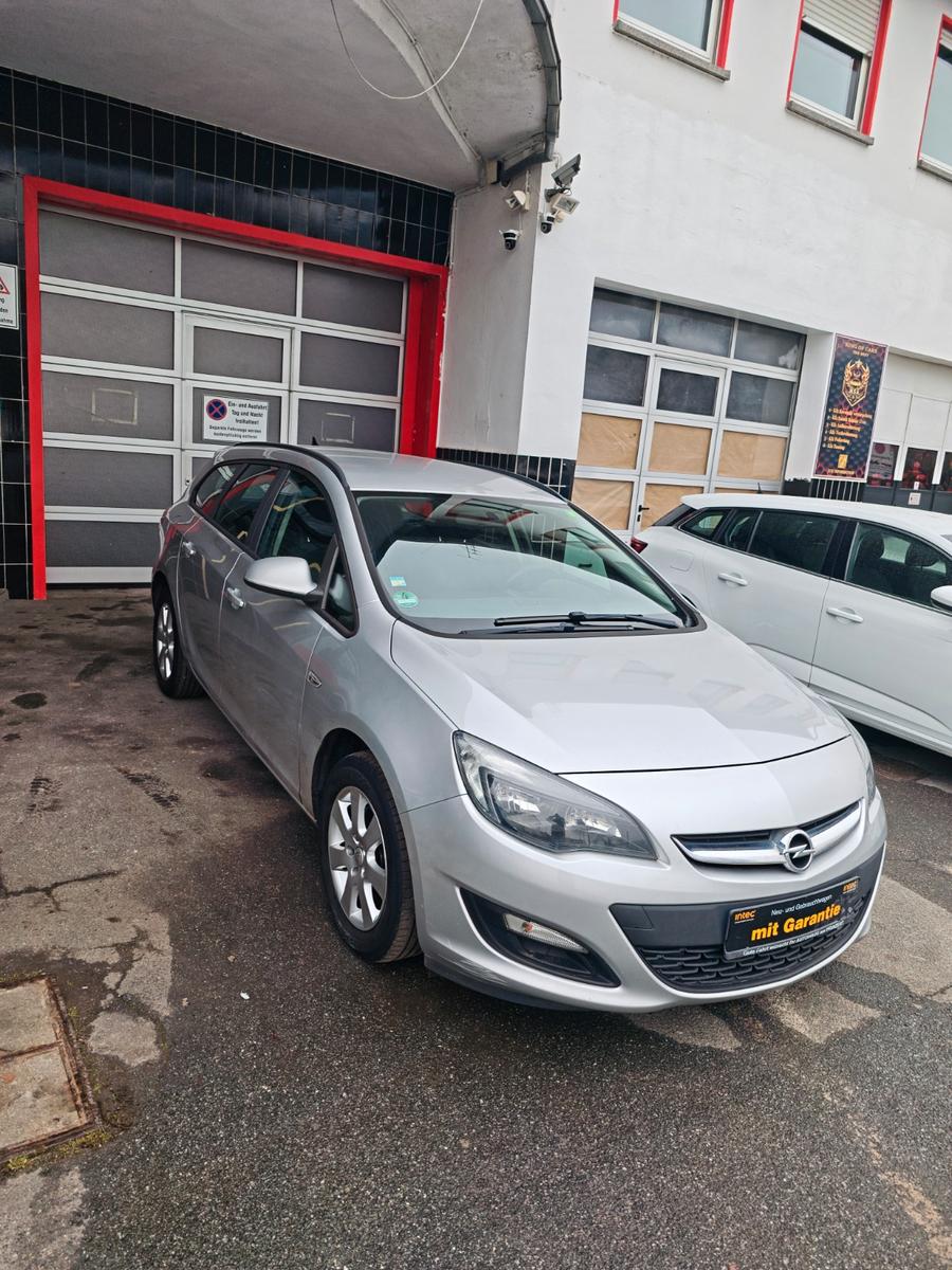 Opel Astra J Sports Tourer Edition