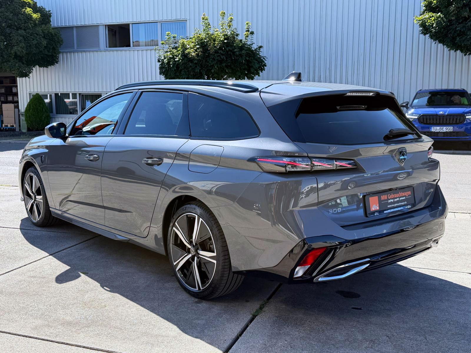Fahrzeugabbildung Peugeot 308 GT Autom. Plug-In ACC KAM PDC NAV LED LHZ