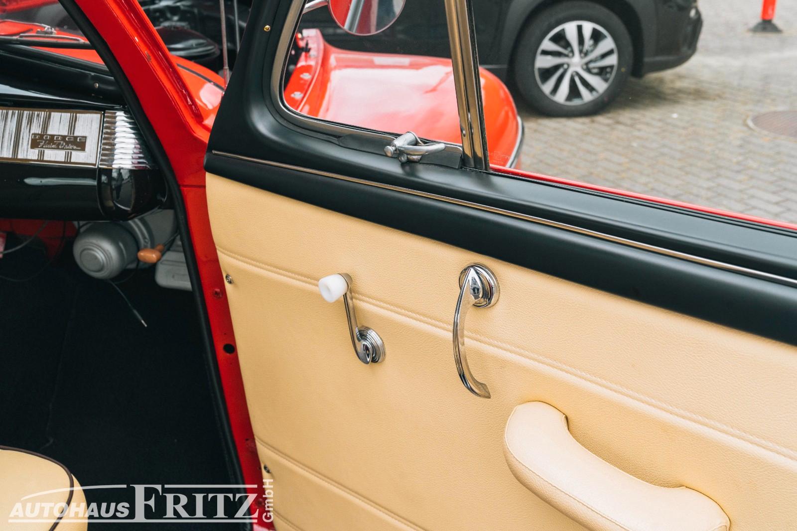 Dodge Custom D24C Coupe - 3,8 6 Zylinder