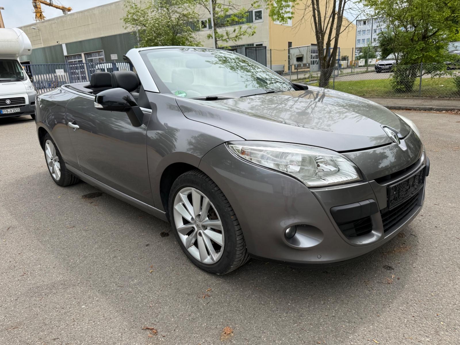 Renault Megane III Coupe / Cabrio Luxe HU/AU  Mai 2028
