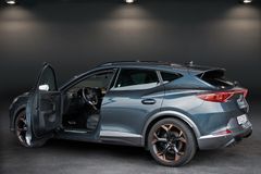 CUPRA Formentor VZ 4Drive*DSG*AHK*LED*WIN*19"*