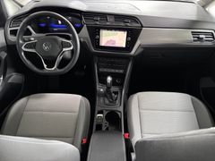Fahrzeugabbildung Volkswagen Touran 1.5 TSI Comfortline --ACC/AHK/STHZG/17LM