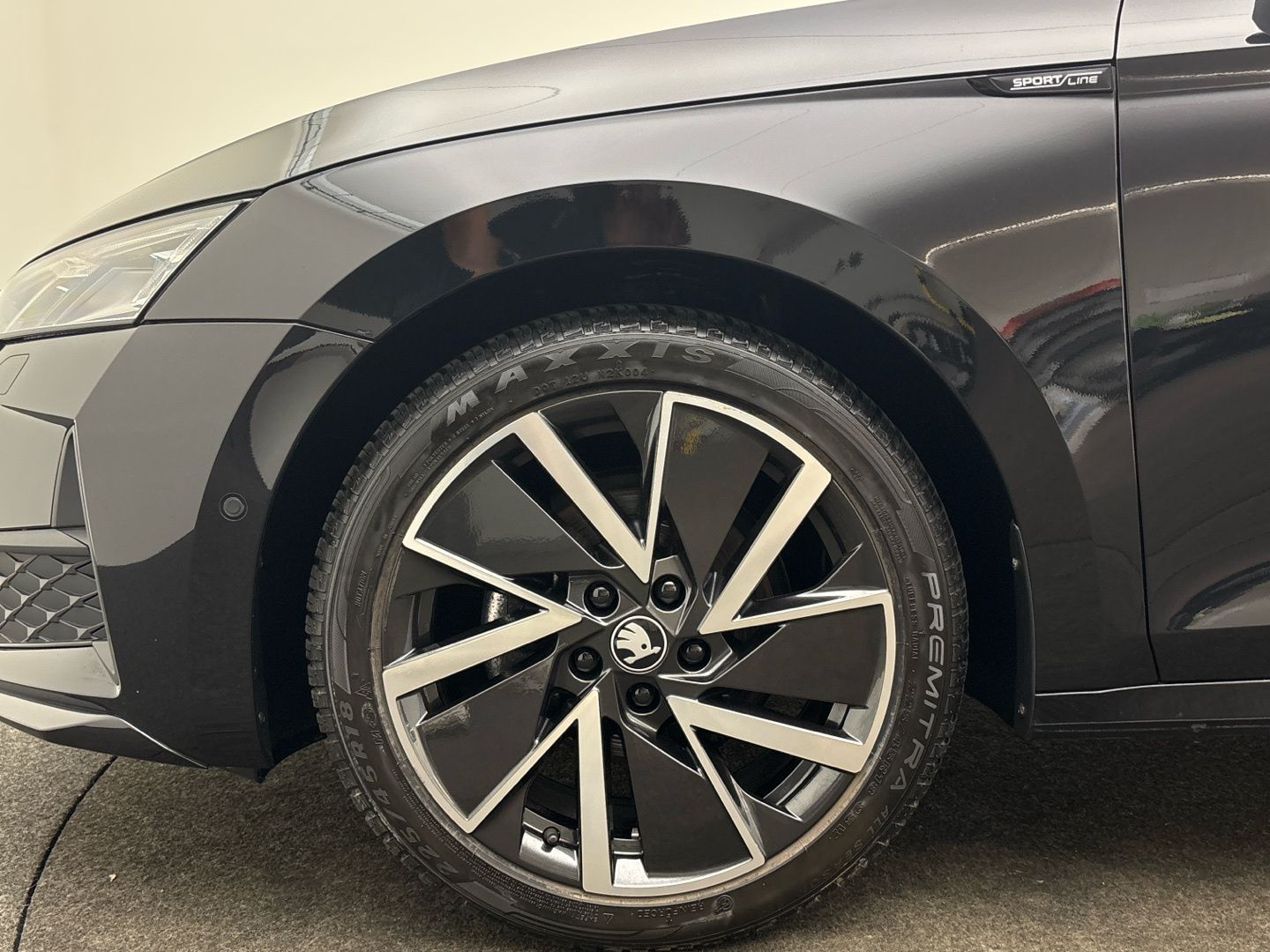 Skoda Octavia Combi Sportline 2.0 TDI DSG Pano ACC HUD foto 7