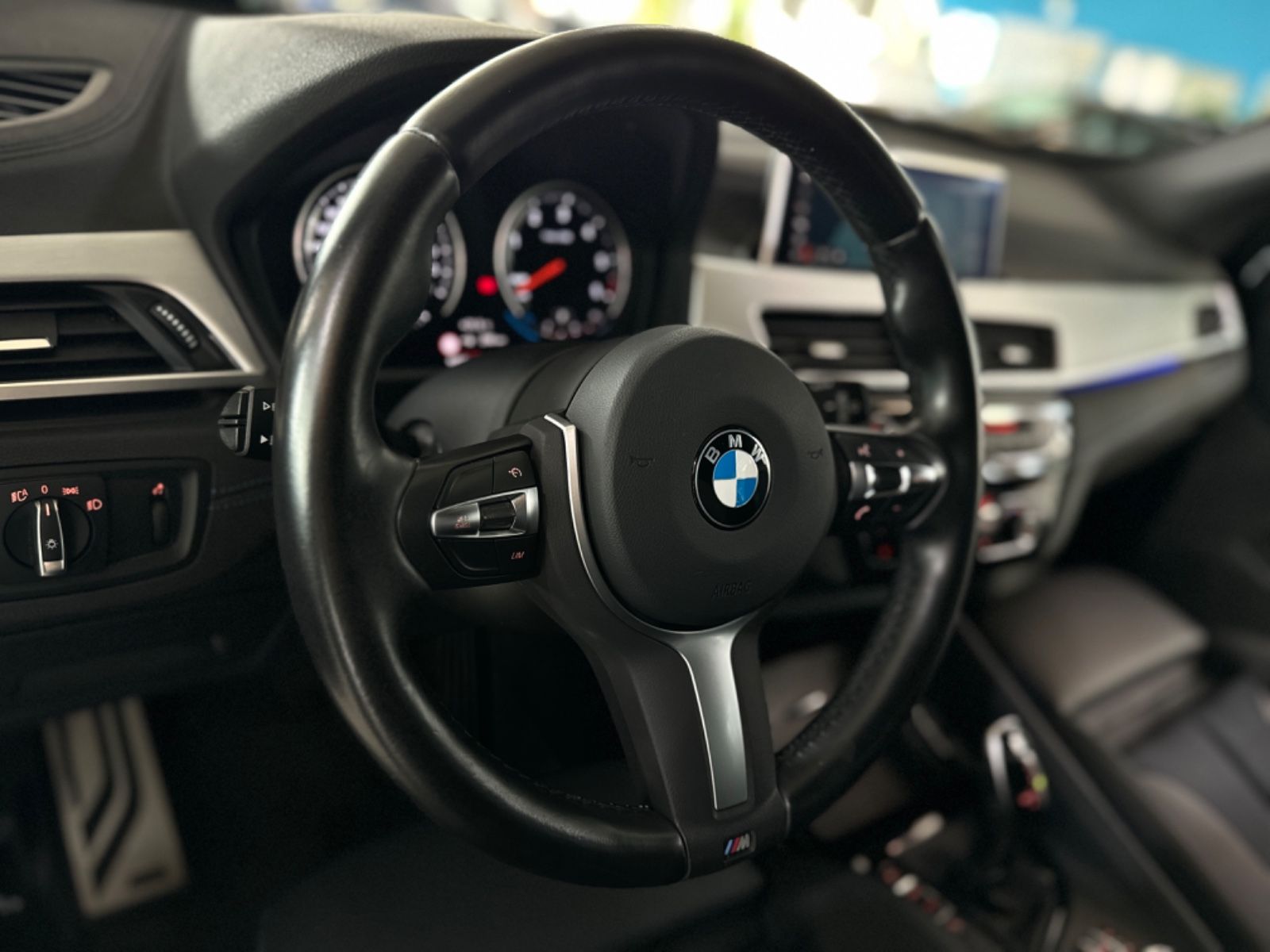 Fahrzeugabbildung BMW X1 sD20d M Sport Navi DAB LED Komfort Individual