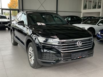 Volkswagen Touareg - 3