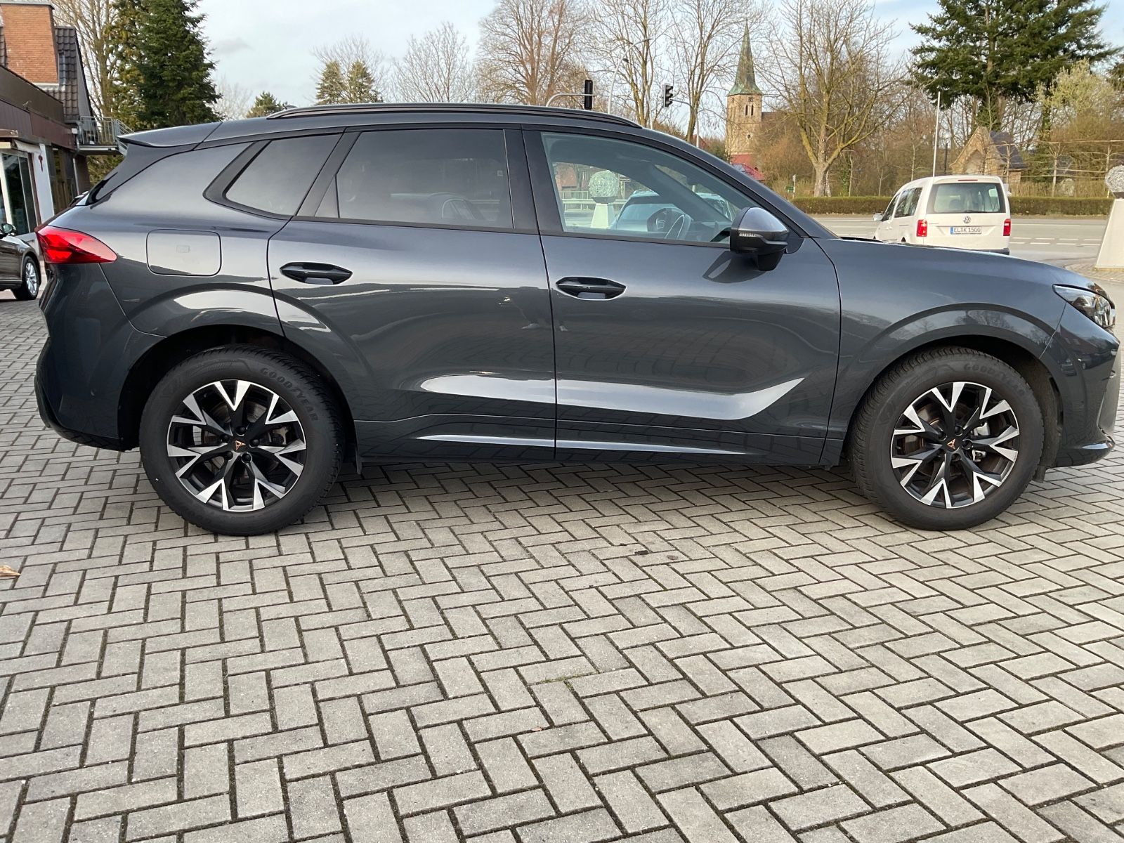 Fahrzeugabbildung CUPRA Terramar 1.5 eTSI DSG,LED,ACC,Kamera,Headup,Navi