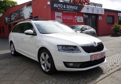 Fahrzeugabbildung Skoda Octavia Combi Elegance DSG Tempomat Klim SHZ PDC