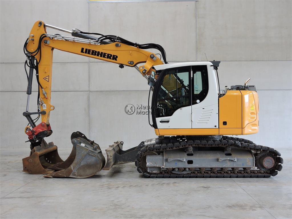 Liebherr R914