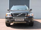 Volvo XC90 D5 AWD Momentum 7-Sitzer RECHTSLENKER - Volvo XC90 Gebrauchtwagen in Stuttgart