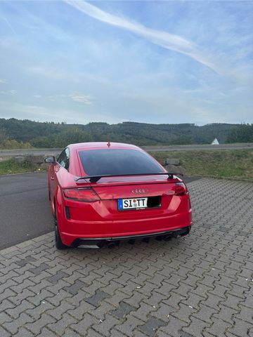 Audi TT Coupé 2.0 quattro Competition S-Line