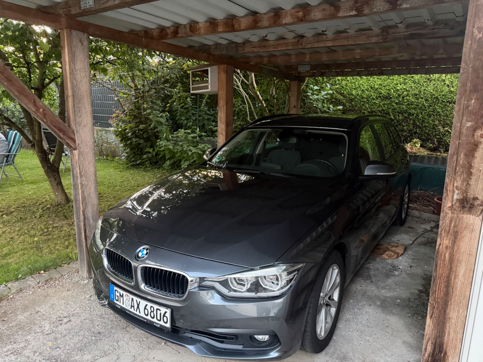 BMW 330d Touring 8Fach bereift 