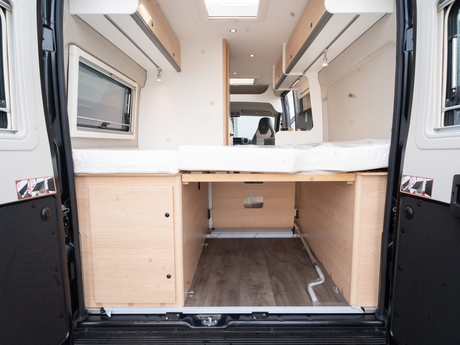 Fahrzeugabbildung Sunlight Adventure Cliff 600 Faltverdunkelung*Markise*uvm