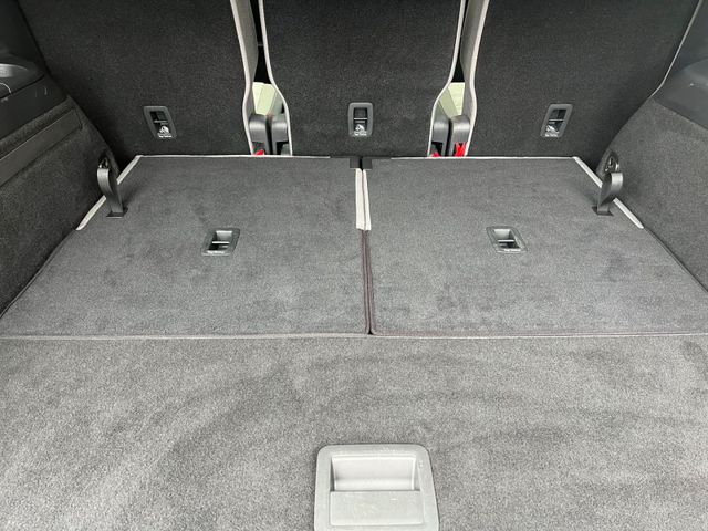 Touran 2.0 TDI DSG HIGHLINE 7 SITZE+LED+KAM+AHK